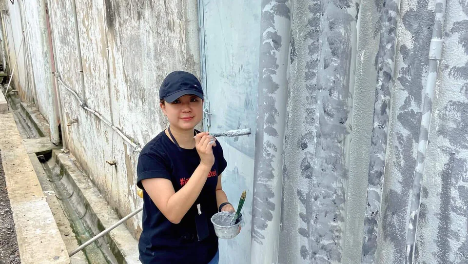 Founder Ghai Swee Ling at the mural